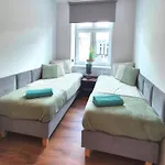 Quo Vadis Aparts By Ronus, Centrum Homestay