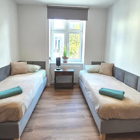 Quo Vadis Aparts By Ronus, Centrum Alloggio in famiglia Łódź