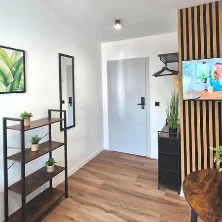 Quo Vadis Aparts By Ronus, Centrum 우치