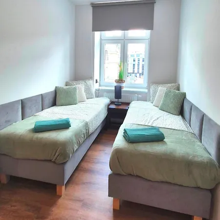 Quo Vadis Aparts By Ronus, Centrum Alloggio in famiglia