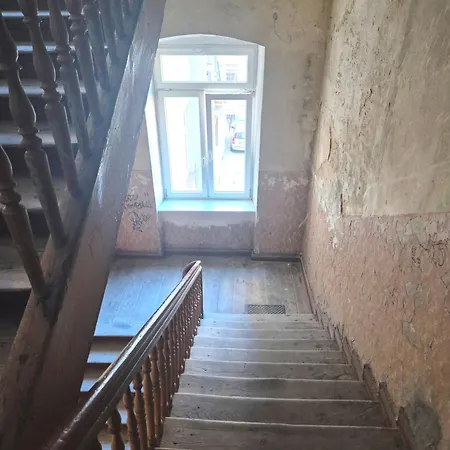 Quo Vadis Aparts By Ronus, Centrum *