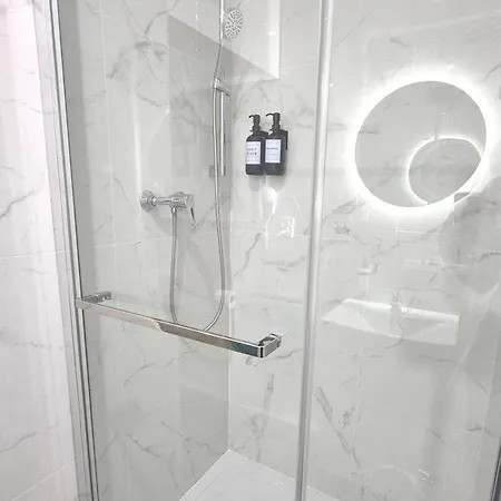 Quo Vadis Aparts By Ronus, Centrum Privatunterkunft